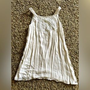 Flowy O’Neill tank top M. Excellent condition. Tags removed, but never worn.
